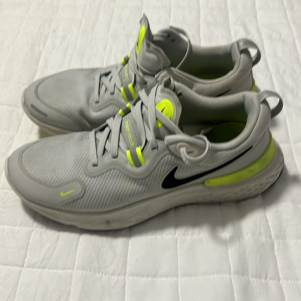 Nike Miler React Running Shoes - Picture 7 of 7